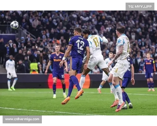 切尔西3-0十人巴萨,埃斯特旺破门孔德乌龙助主队大胜